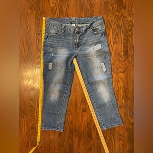 Maurice’s cropped jeans size 16